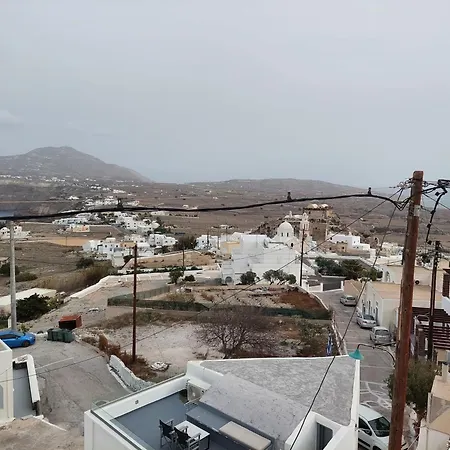 Akrotiri Cosy With Private Patio And Scenic View *