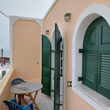 Akrotiri Cosy With Private Patio And Scenic View * Akrotírion
